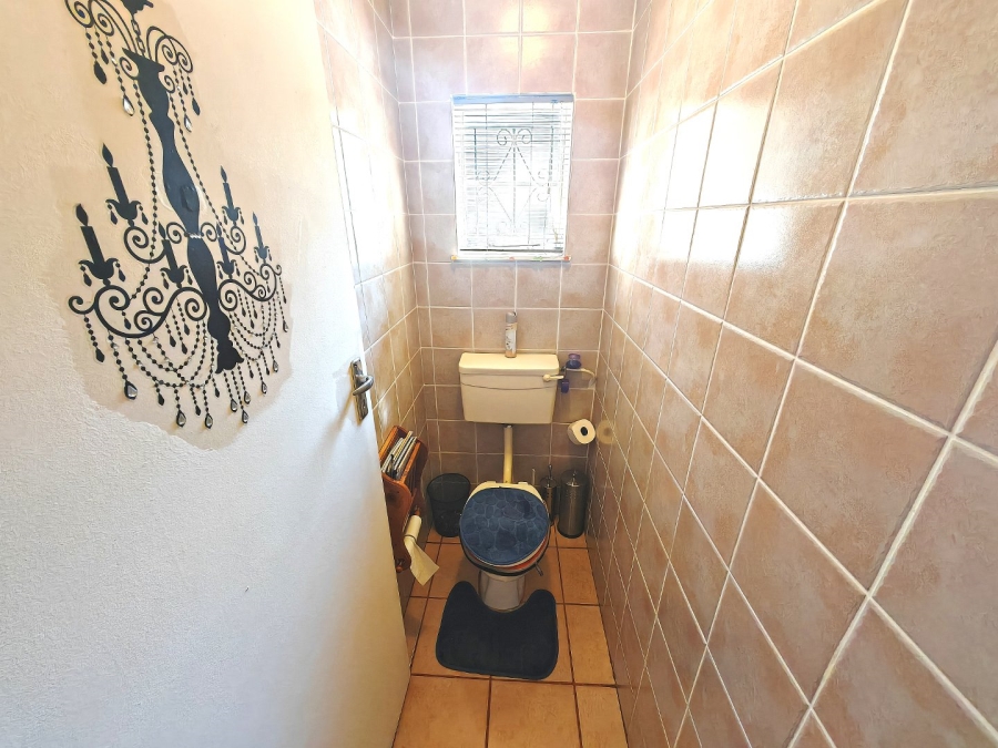 3 Bedroom Property for Sale in Noordhoek Free State